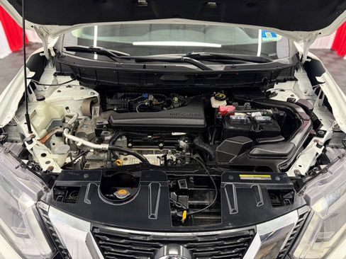 Used 2017 Nissan Rogue S image 33