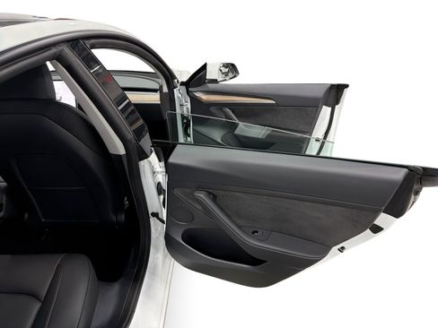 Certified 2023 Tesla Model 3 Standard Range RWD image 12