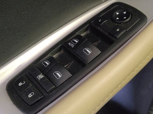 Used 2018 Dodge Journey SE w/ Popular Equipment Group image 27