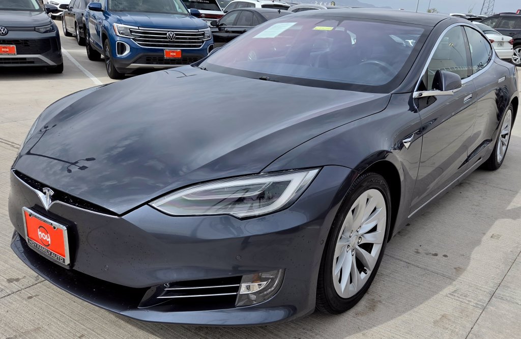 Used 2020 Tesla Model S Long Range AWD/4WD image 3