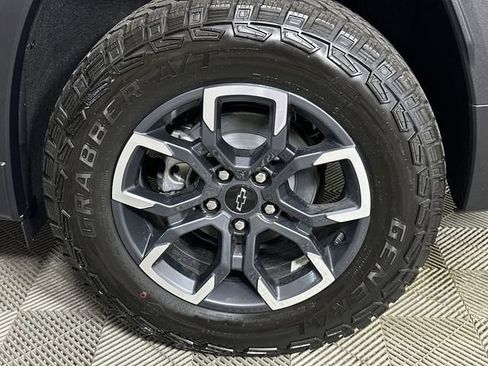 New 2026 Chevrolet Equinox ACTIV w/ Convenience Package III FWD image 34