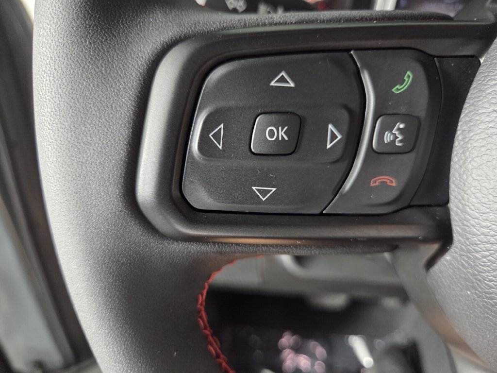 Used 2024 Jeep Wrangler Unlimited Rubicon AWD/4WD image 19