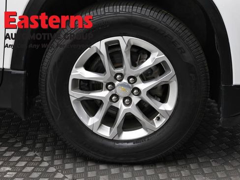 Used 2021 Chevrolet Traverse LS w/ LPO, Floor Liner Package AWD/4WD image 32