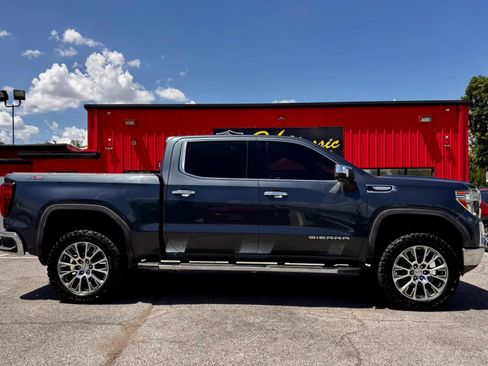 Used 2019 GMC Sierra 1500 SLT AWD/4WD image 3