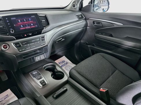 Used 2023 Honda Ridgeline Sport image 21
