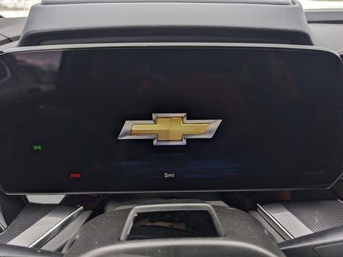 New 2026 Chevrolet Suburban RST w/ Advanced Technology Package image 2