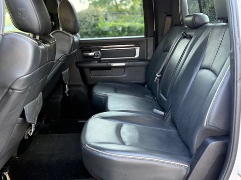 Used 2015 RAM 1500 Limited RWD image 13
