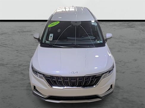 Used 2022 Kia Carnival LX image 6