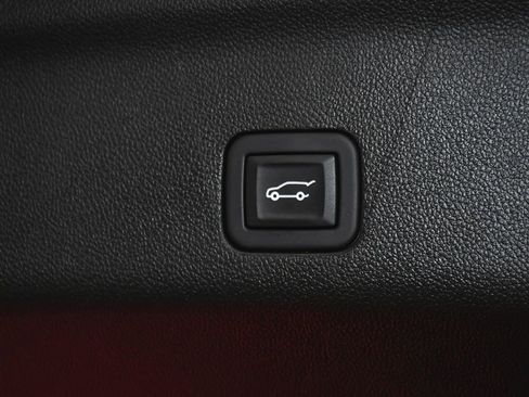 Used 2023 Cadillac Escalade Premium Luxury AWD/4WD image 69