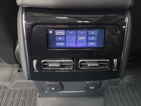 Used 2025 Lincoln Aviator Reserve w/ Jet Appearance Package AWD/4WD image 38