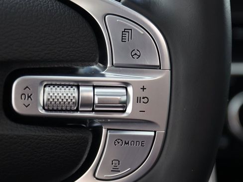 Used 2021 Genesis GV80 2.5T w/ Prestige Package 04 image 23