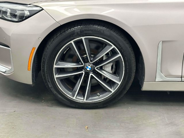Used 2021 BMW 750i xDrive AWD/4WD image 27