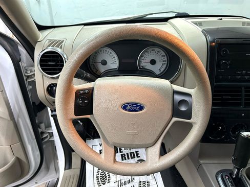 Used 2007 Ford Explorer Sport Trac XLT image 25