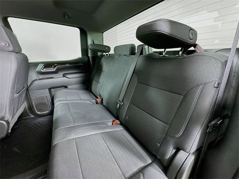 Used 2024 GMC Sierra 1500 SLE image 22