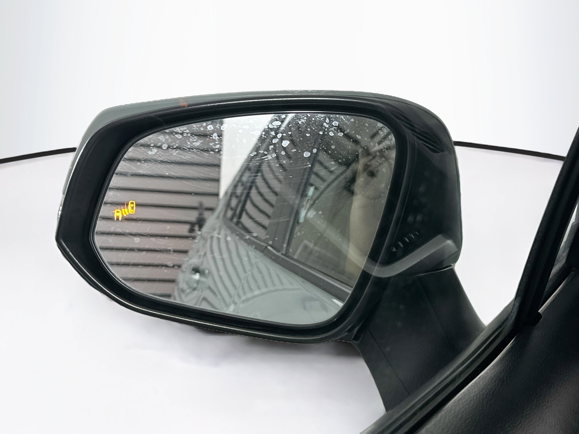 Used 2021 Toyota RAV4 XLE AWD/4WD image 16
