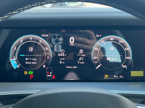 New 2026 Volkswagen Tiguan SE AWD/4WD image 23
