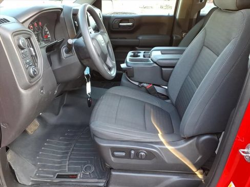 Used 2022 Chevrolet Silverado 1500 Custom Trail Boss AWD/4WD image 13
