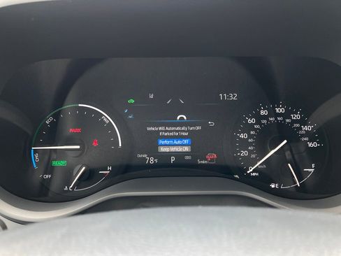 New 2026 Toyota Sienna XLE FWD image 17