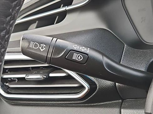Certified 2023 Chevrolet Bolt LT w/ Infotainment Package FWD image 16