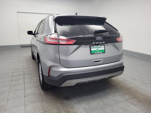 Used 2021 Ford Edge SEL w/ Convenience Package FWD image 6