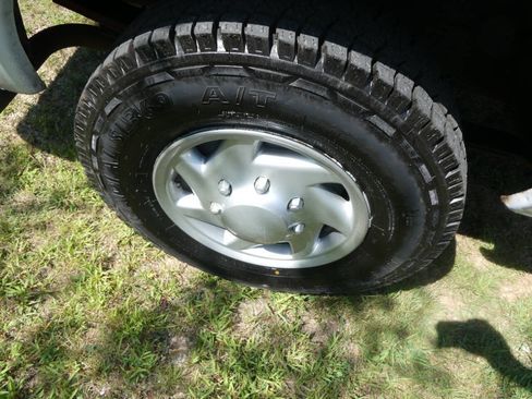 Used 2013 Ford E-250 and Econoline 250 image 26