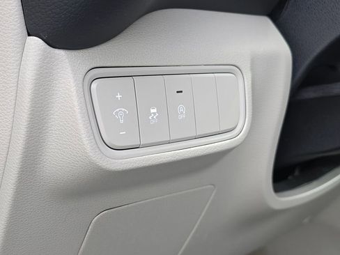 Certified 2024 Kia Soul LX w/ Option Group 015 FWD image 25