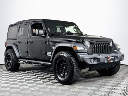 Used 2018 Jeep Wrangler Unlimited Sport S AWD/4WD image 1