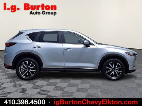 Used 2018 MAZDA CX-5 Touring w/ Preferred Equipment Package FWD image 7