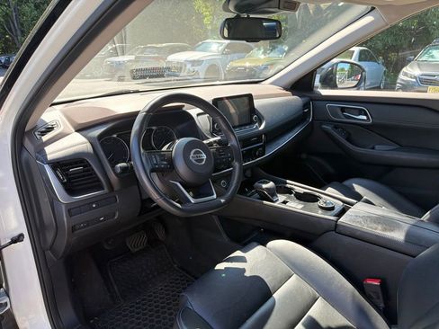 Used 2021 Nissan Rogue SL AWD/4WD image 4