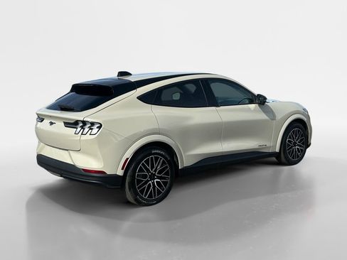 Used 2025 Ford Mustang Mach-E Premium image 6