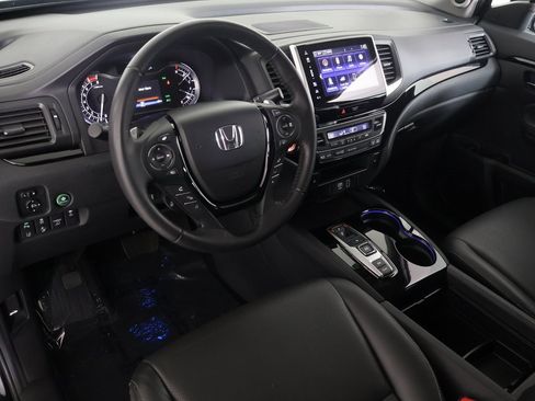 Used 2020 Honda Ridgeline RTL-E image 2