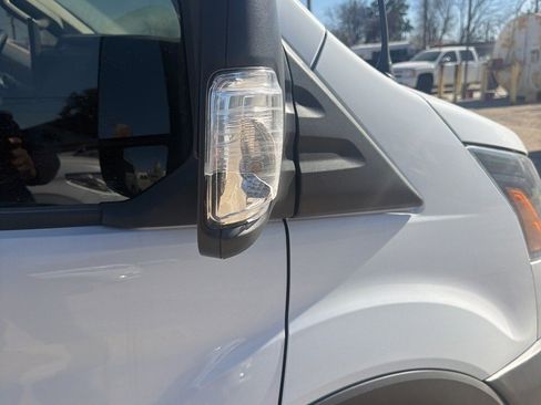 Used 2023 Ford Transit 350 XL image 12