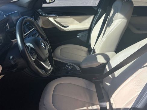 Used 2018 BMW X1 xDrive28i image 9