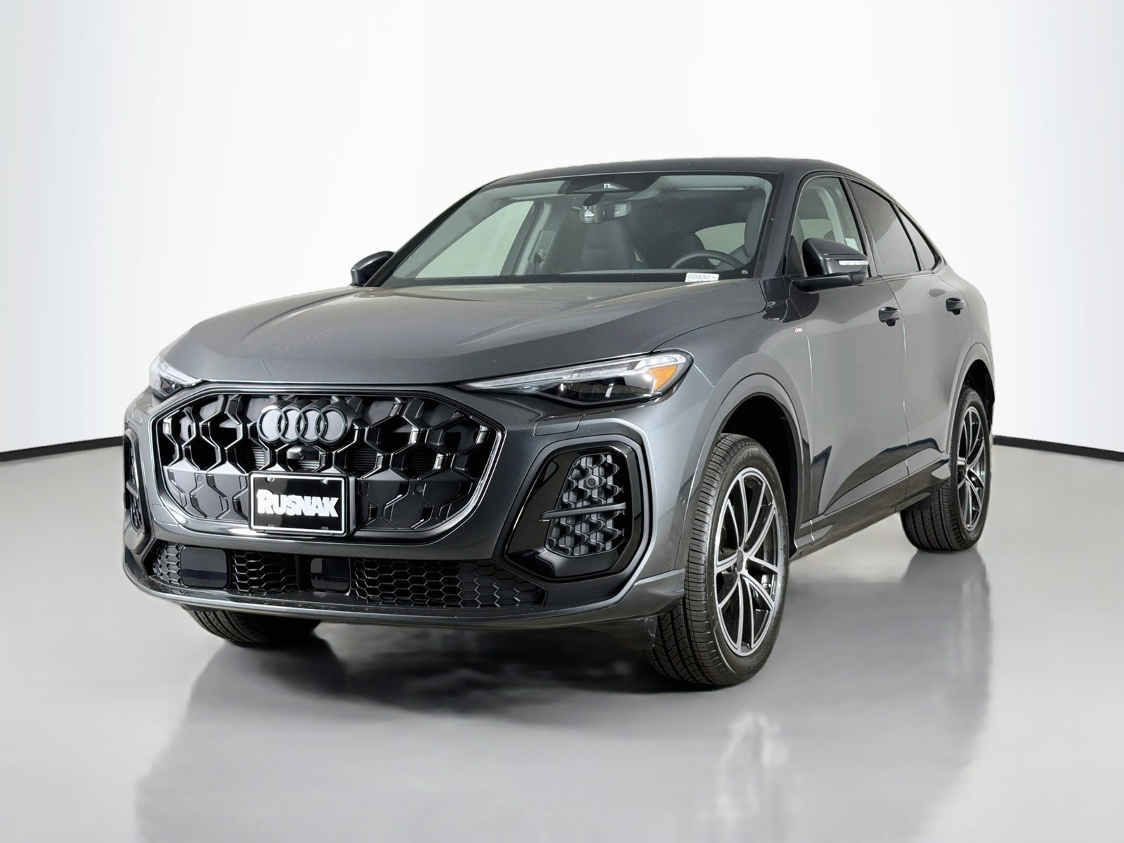 New 2026 Audi Q5 Premium Plus AWD/4WD image 3