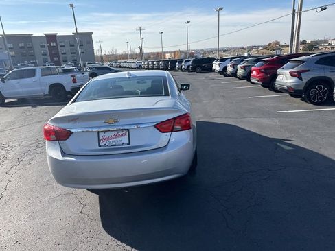 Used 2019 Chevrolet Impala LT image 17