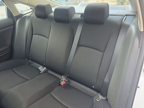 Used 2019 Honda Civic LX image 17