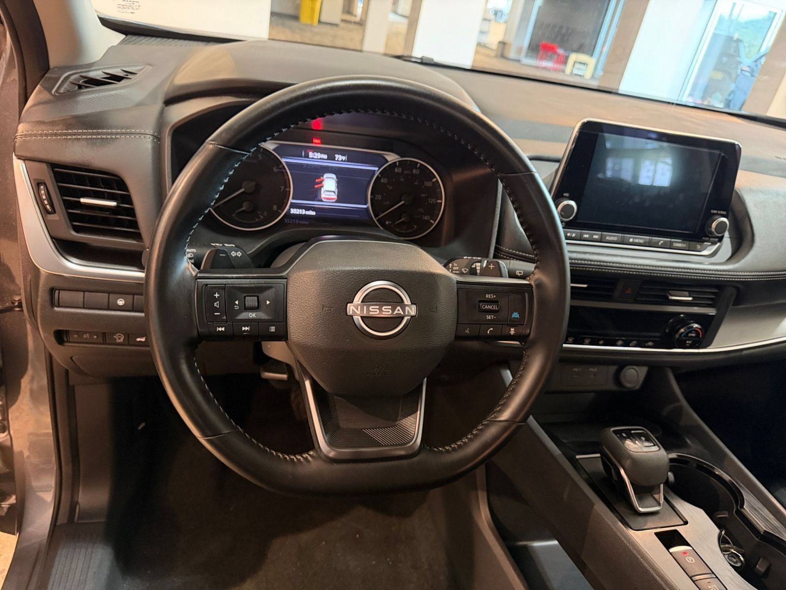 Used 2026 Nissan Rogue SV AWD/4WD image 28