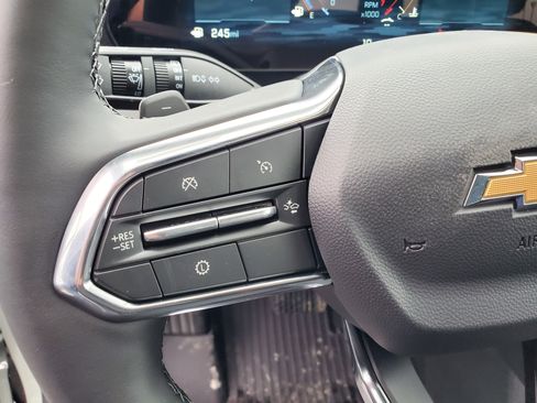 New 2026 Chevrolet Equinox LT w/ Convenience Package II FWD image 13