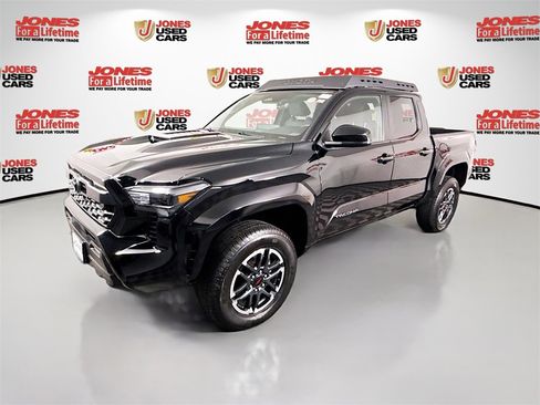 Certified 2024 Toyota Tacoma TRD Sport image 13