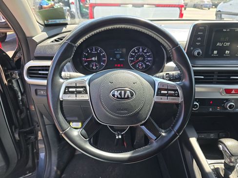 Used 2020 Kia Telluride LX FWD image 8