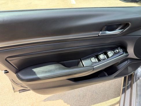 Used 2023 Nissan Altima 2.5 SL FWD image 28