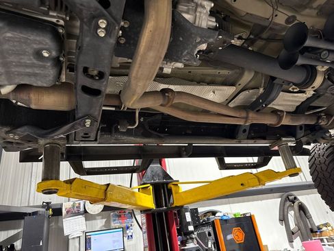 Used 2019 Toyota Tacoma TRD Sport image 27