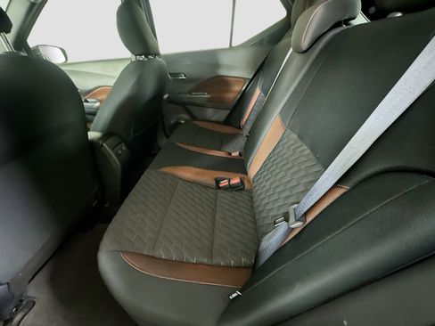 Used 2023 Nissan Kicks SR w/ Interior Electronics Package FWD image 25
