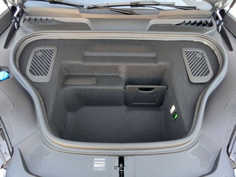 New 2026 Porsche Macan Electric RWD image 26