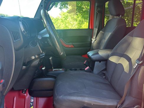 Used 2016 Jeep Wrangler Unlimited Sport w/ Quick Order Package 24S AWD/4WD image 15