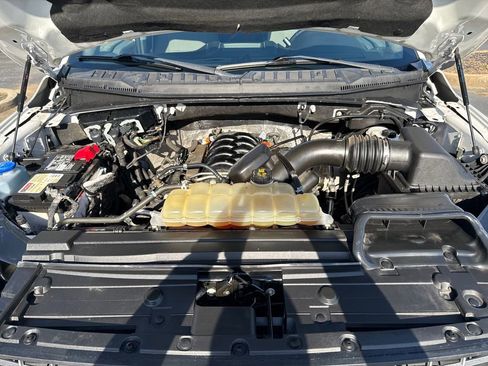 Used 2018 Ford F150 XLT w/ Equipment Group 302A Luxury image 22