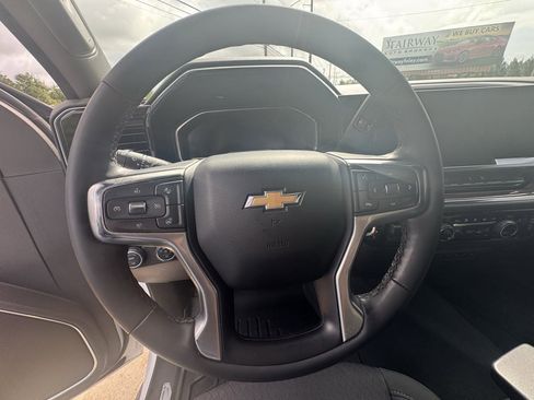 Used 2024 Chevrolet Silverado 3500 LT w/ Convenience Package AWD/4WD image 18