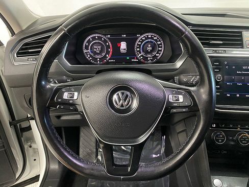 Used 2019 Volkswagen Tiguan SE image 25