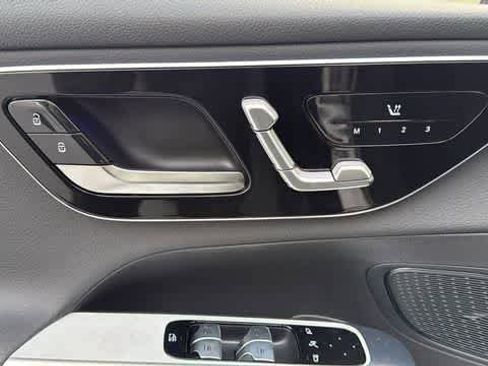 Certified 2026 Mercedes-Benz GLC 300 4MATIC image 17