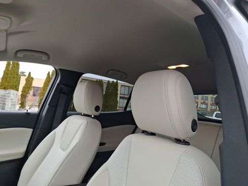 Used 2023 Buick Encore GX Preferred w/ Cold Weather Comfort Package image 13